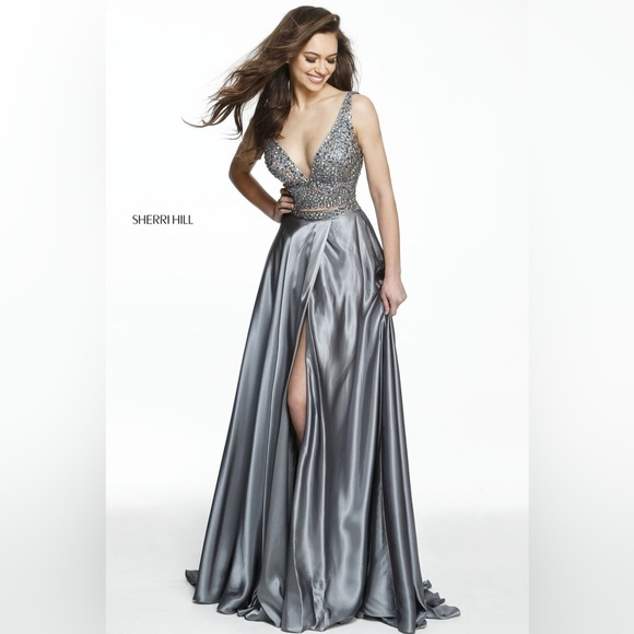 Sherri Hill / Two-piece Silk Charmeuse Gown - Picture 2 of 6
